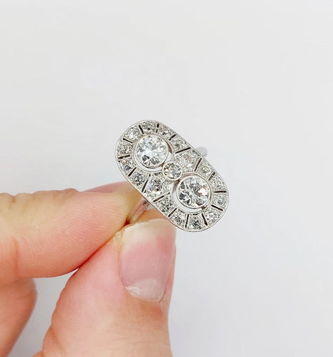 Bague 54 Bague marquise Art déco en platine et diamants (1,90 ct) 58 Facettes A06767