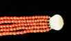 Bracelet Bracelet en or jaune, corail et camée 58 Facettes C 333