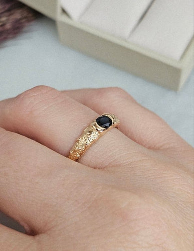 e5356292-c35b-4580-ef82-0693caf6d400