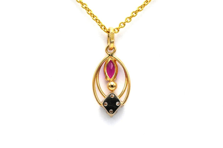 Pendentif Pendentif contemporain en or jaune, rubis et diamants 58 Facettes 23515