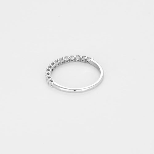 Bague 51 Demi-alliance - Bague en or blanc 18 carats et diamants 58 Facettes BAGUE-001
