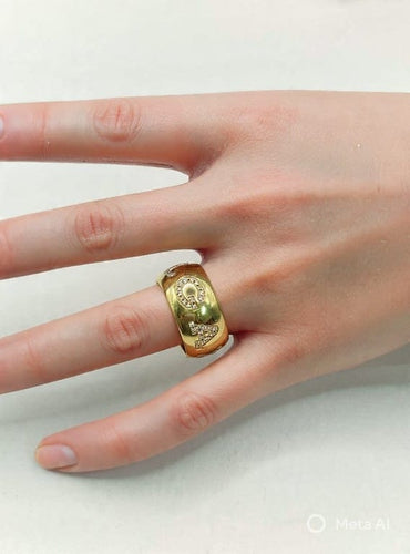 6a8218e2-6e45-44a3-60a1-4f1d76238900