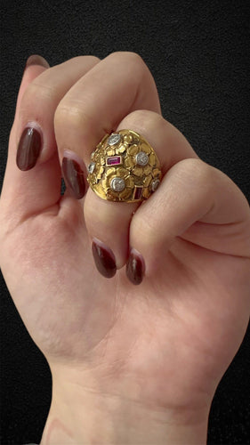Bague Cozzolino - Bague bombée en or jaune 18K diamants et rubis 58 Facettes