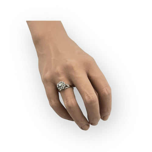 Bague 50 Bague marguerite en or blanc 750 sertie de diamants 58 Facettes 149067271