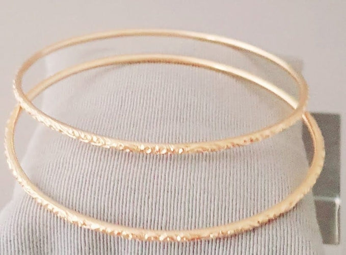 Bracelet Bracelets jonc fins gravés en or jaune 750 58 Facettes C/dk