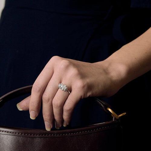 Bague 53.5 Bague solitaire - Diamant taille princesse 2,02 ct en or blanc 58 Facettes DIN0301X2