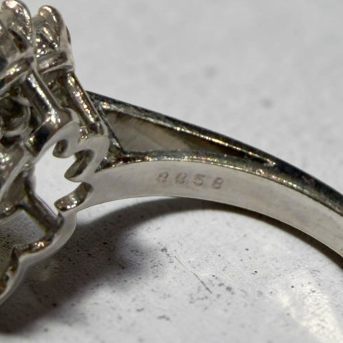 Bague 56 Chaumet - Bague fleur en platine et diamants naturels 58 Facettes Chau