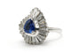 Bague 52 Bague années 70 en or blanc 18 carats, saphir et diamants baguette 58 Facettes 23538