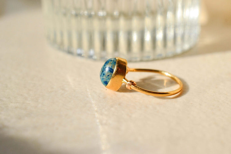 https://www.noircarat.fr/wp-content/uploads/2026/03/bague-ancienne-2.jpg