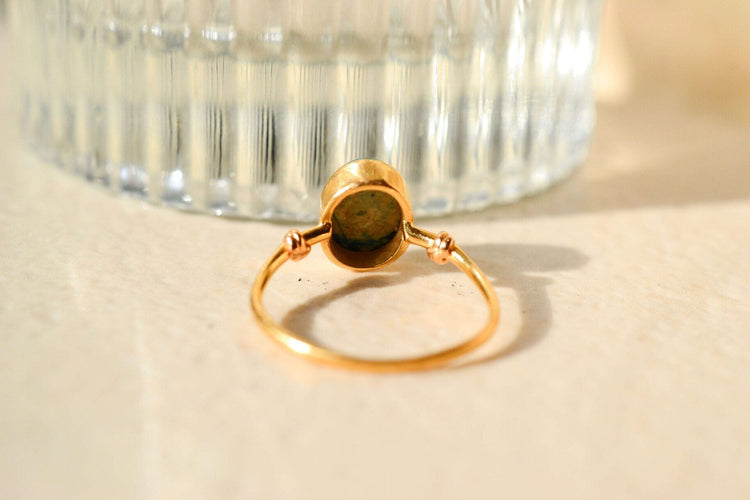 https://www.noircarat.fr/wp-content/uploads/2026/03/bague-vintage.jpg