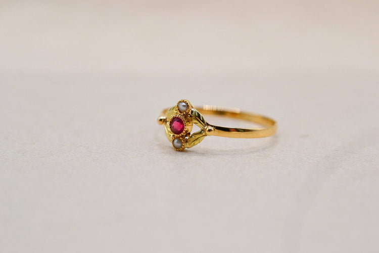 https://www.noircarat.fr/wp-content/uploads/2026/03/art-nouveau-vintage.jpg