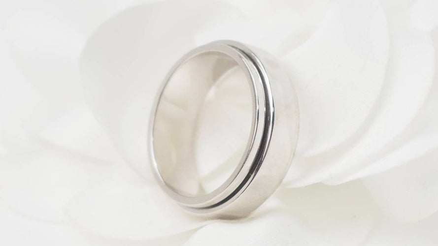 Ring 56 Piaget Possession - Wedding band in 18 kt white gold 58 Facettes 30246