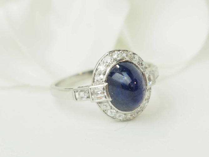 Ring 52 Ring Art Deco in Platina 900, cabochon saffier en diamanten 58 Facettes 33658
