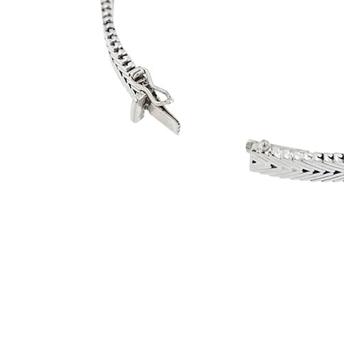 https://api-ledial.emberware.it/app/uploads/2026/03/41153-bracciale-oro-semirigido-diamanti-smeraldi_10.jpg