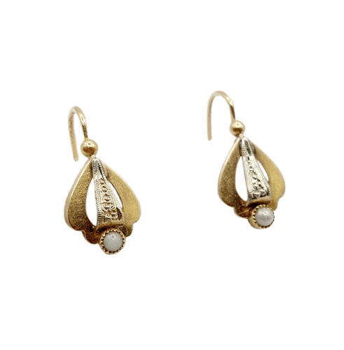 Boucles d'oreilles Dormeuses anciennes - Boucles d'oreilles en or 18k et semences de perles 58 Facettes A06902