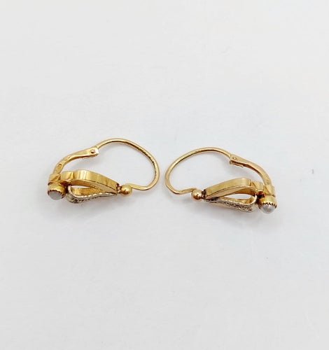 Boucles d'oreilles Dormeuses anciennes - Boucles d'oreilles en or 18k et semences de perles 58 Facettes A06902