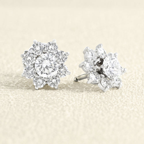 boucles-d-oreilles-clous-or-blanc-et-diamants.jpg