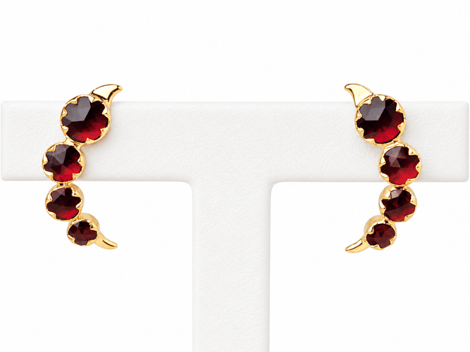 Boucles d'oreilles Boucles d’oreilles en or jaune et grenats de Perpignan 58 Facettes 33689