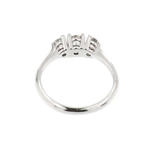 https://api-ledial.emberware.it/app/uploads/2026/03/39024-anello-oro-trilogy-diamanti_06.jpg