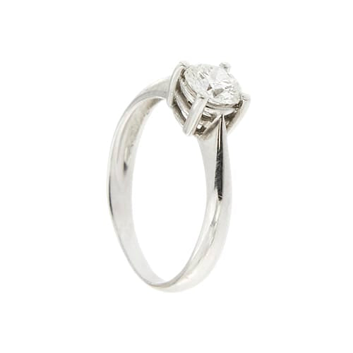https://api-ledial.emberware.it/app/uploads/2026/02/34003-anello-oro-solitario-diamante-certificato-GIA_11.jpg