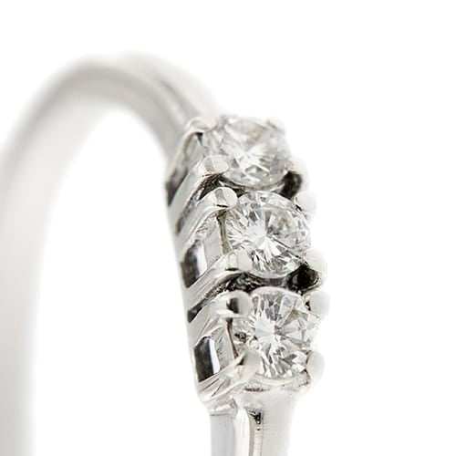 https://api-ledial.emberware.it/app/uploads/2026/02/22500-anello-oro-trilogy-diamanti-brillanti_51.jpg