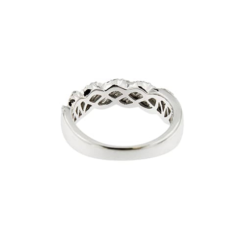 https://api-ledial.emberware.it/app/uploads/2026/02/37816-anello-riviere-oro-diamanti-baguette-brillanti_06.jpg