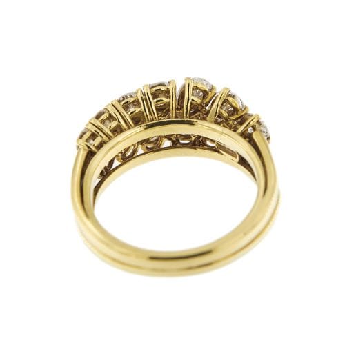 https://api-ledial.emberware.it/app/uploads/2023/07/27730-anello-oro-riviere-diamanti-9.jpg