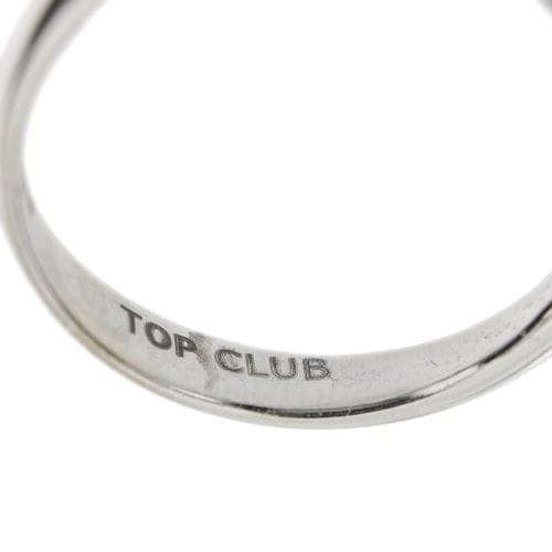 https://api-ledial.emberware.it/app/uploads/2024/04/3550-anello-oro-diamanti-trilogy-10.jpg