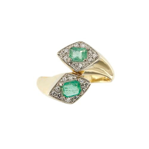 https://api-ledial.emberware.it/app/uploads/2024/07/26976-anello-oro-smeraldo-diamanti-5.jpg