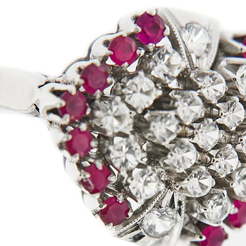 https://api-ledial.emberware.it/app/uploads/2026/02/40602-anello-oro-rubini-diamanti_10.jpg