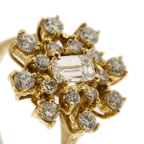 https://api-ledial.emberware.it/app/uploads/2023/06/25381-anello-oro-diamanti-3.jpg
