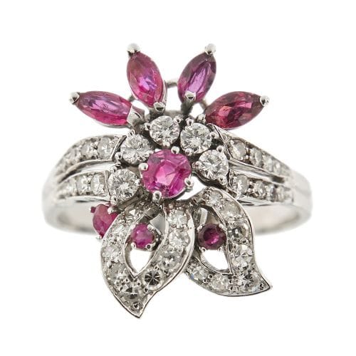 https://api-ledial.emberware.it/app/uploads/2024/04/35243-anello-oro-rubino-diamanti-50.jpg
