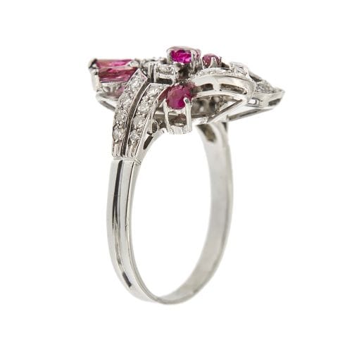 https://api-ledial.emberware.it/app/uploads/2024/04/35243-anello-oro-rubino-diamanti-10.jpg