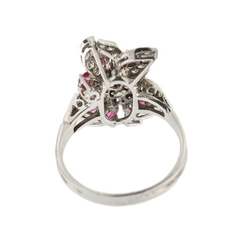 https://api-ledial.emberware.it/app/uploads/2024/04/35243-anello-oro-rubino-diamanti-11.jpg