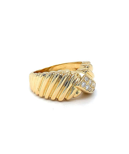 Bague 51 Bague croisée en or jaune 750 sertie de diamants 58 Facettes 434591