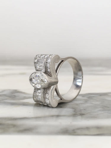 Bague 57 Bague tank Art déco en platine et diamants 3,16 ct 58 Facettes 245
