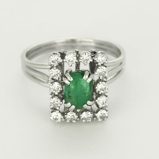 Bague 60 Bague en or blanc, platine, émeraude et diamants 58 Facettes 58FC45