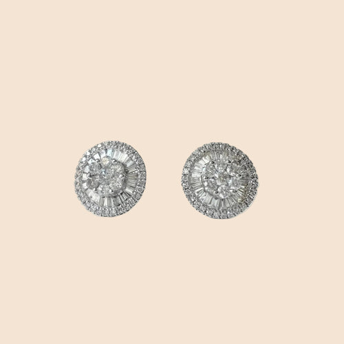 https://cdn.shopify.com/s/files/1/0943/8576/6747/files/boucles-oreilles-mariage-diamant-or-vintage.jpg?v=1775147140