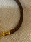 https://cdn.shopify.com/s/files/1/0647/1470/3075/files/Bracelet_Signe_-_Bracelet_Hermes_Jumbo_Dore_-_Joaillerie_Paris_-_Les_Pierres_de_Julie_8.jpg?v=1761920561