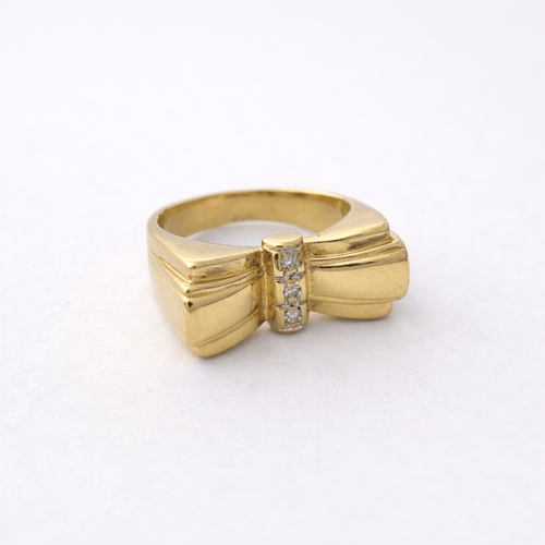https://18carats.fr/wp-content/uploads/2026/04/35985-35989-Bague-en-or-jaune-et-diamant.png