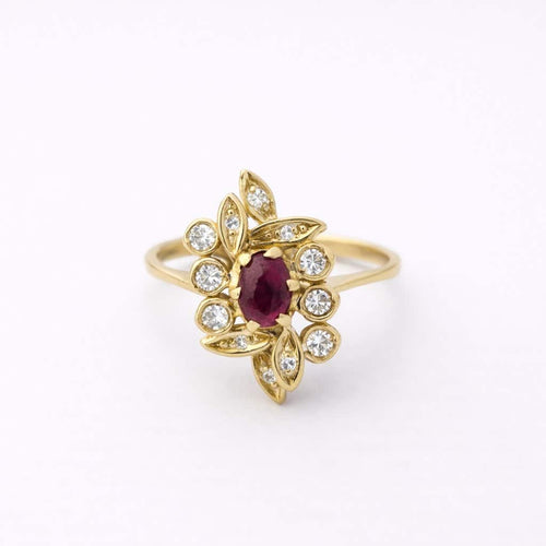 Bague 55 Bague florale en or jaune, rubis cabochon et diamants 58 Facettes 35964