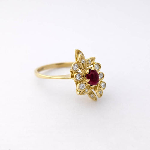 Bague 55 Bague florale en or jaune, rubis cabochon et diamants 58 Facettes 35964