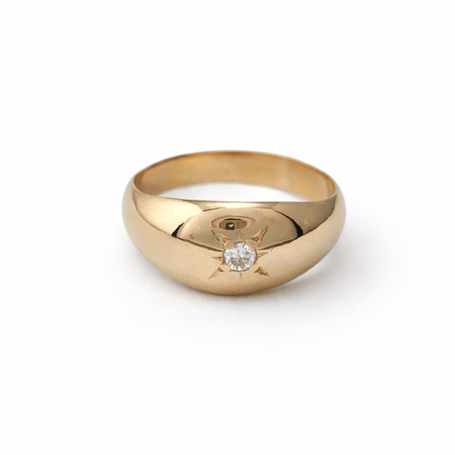 https://18carats.fr/wp-content/uploads/2026/03/35366-35396-Bague-chevaliere-en-or-jaune-et-diamant.png