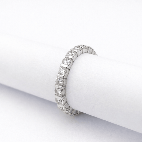 https://18carats.fr/wp-content/uploads/2026/02/35272-35283-Bague-en-or-blanc-et-diamant.png