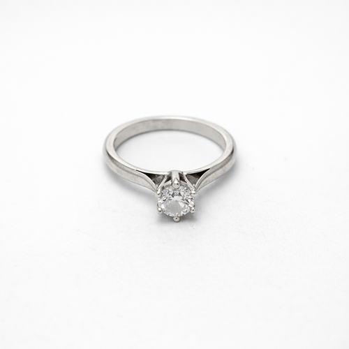 https://18carats.fr/wp-content/uploads/2026/02/35216-35274-Bague-en-or-blanc-et-diamant.png
