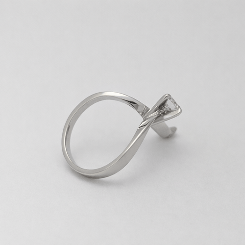 https://18carats.fr/wp-content/uploads/2026/02/35218-35252-Bague-en-or-blanc-et-diamant.png