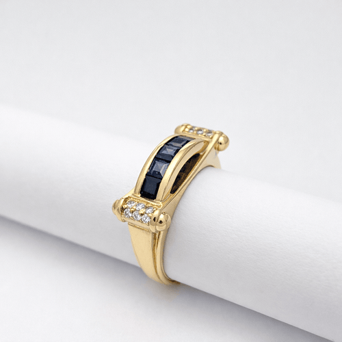 https://18carats.fr/wp-content/uploads/2026/02/35210-35211-Bague-en-or-jaune-diamant-et-saphir.png