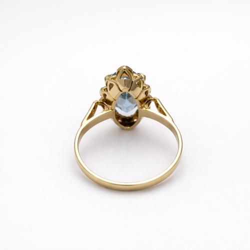 https://18carats.fr/wp-content/uploads/2026/02/35147-35185-Bague-marquise-en-or-jaune-et-aigue-marine-facettee.png