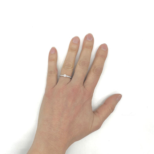Bague 48 Solitaire accompagné - Bague en or blanc et diamants 58 Facettes Z15B51806