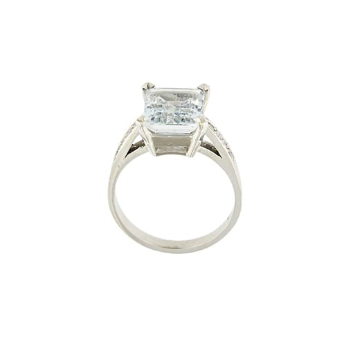 https://api-ledial.emberware.it/app/uploads/2026/03/39084-anello-oro-acquamarina-diamanti_03.jpg